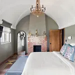 Top-Floor Riverside Retreat Timeless Charm & Views